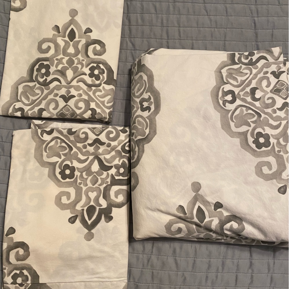 Pottery Barn queen duvet and shams